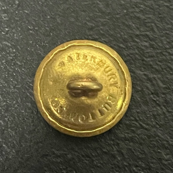 24 Waterbury Buttons, Vintage US Military, 4.1mm - Picture 3 of 4